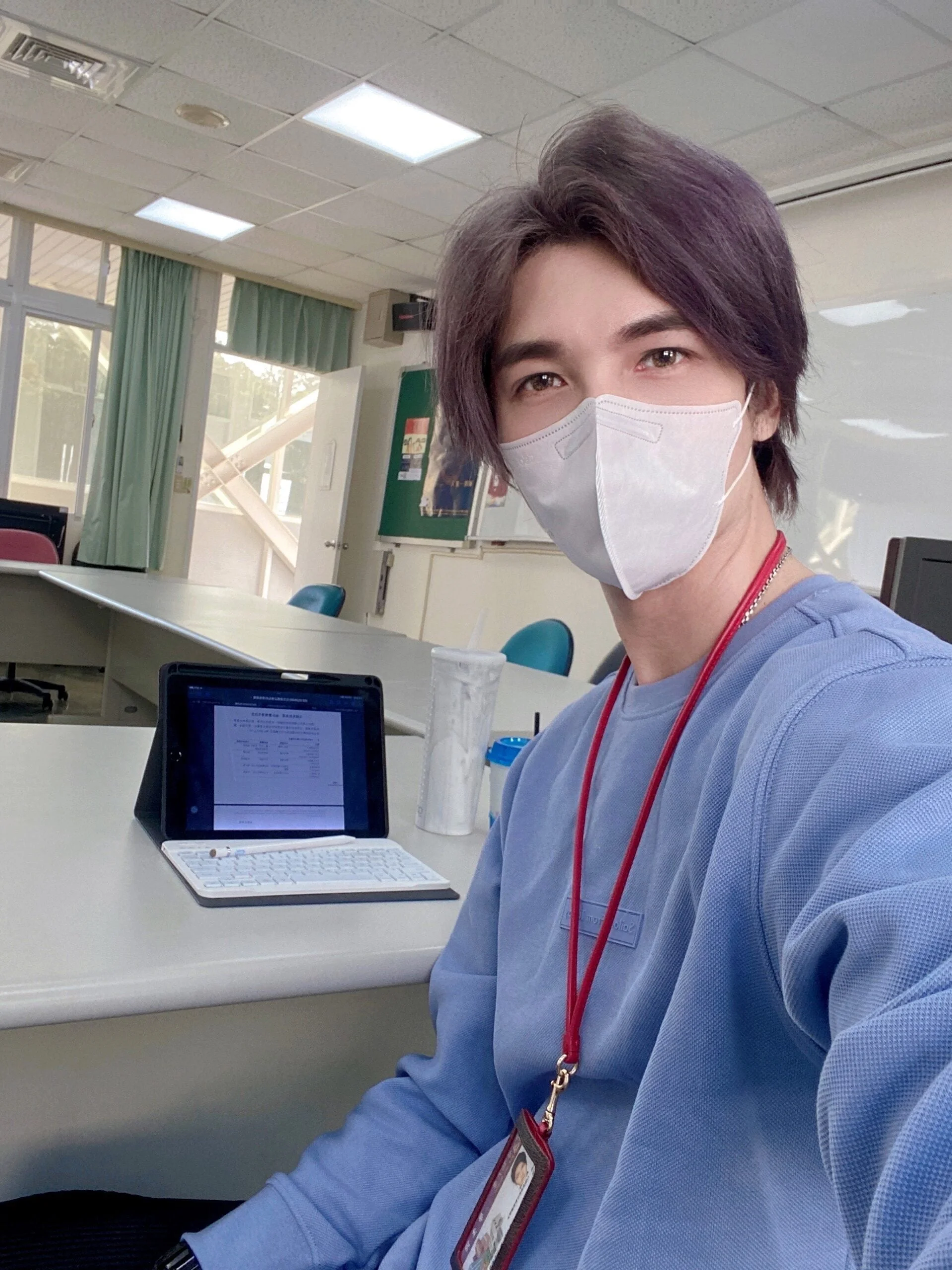 圖一、網紅口罩男莊鈞翔分享「口語傳播與社群媒體概論」課程推文。